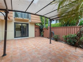 2971 SW 11th Pl, Deerfield Beach FL 33442