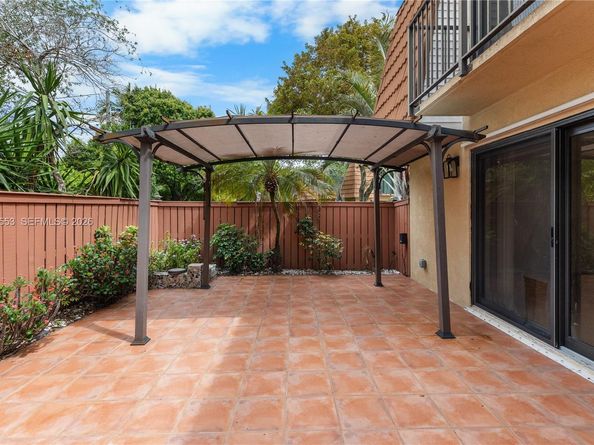 2971 SW 11th Pl, Deerfield Beach FL 33442