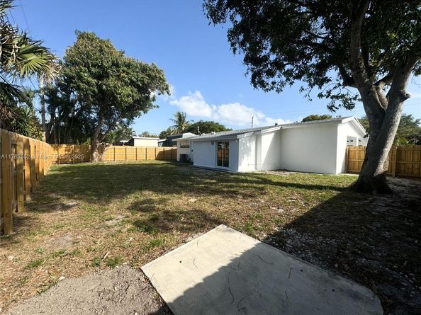 3721 Riverland Rd, Fort Lauderdale FL 33312