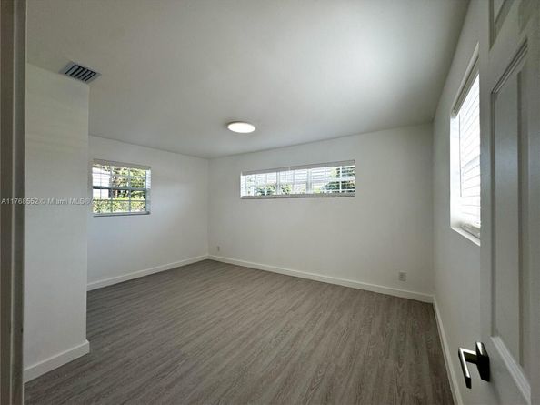 3721 Riverland Rd, Fort Lauderdale FL 33312
