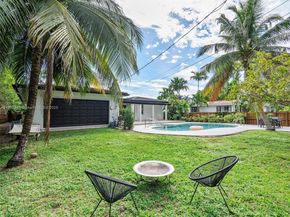11407 N Bayshore Dr, North Miami FL 33181