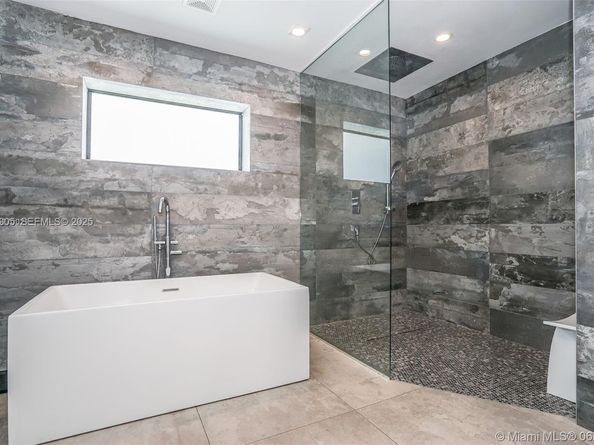 1001 Fairway Dr, Miami Beach FL 33141