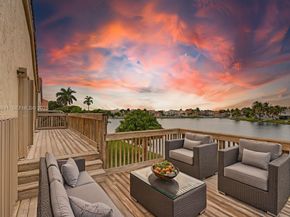 15651 NW 14th Ct, Pembroke Pines FL 33028