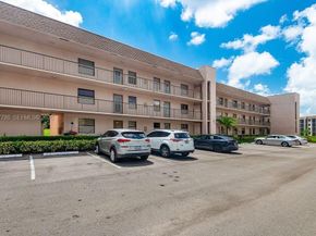 10434 Sunrise Lakes Blvd 109, Sunrise FL 33322