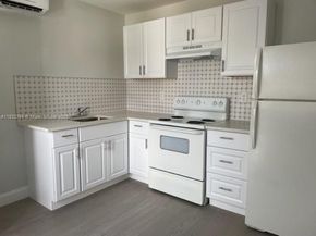 Undisclosed Address #A11833764, Fort Lauderdale FL 33311