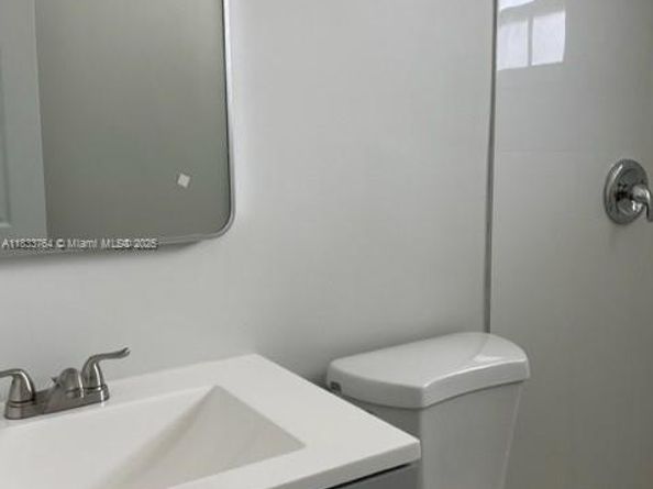 Undisclosed Address #A11833764, Fort Lauderdale FL 33311