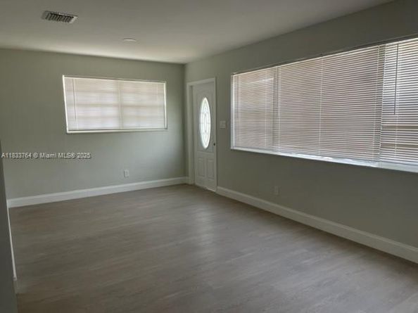Undisclosed Address #A11833764, Fort Lauderdale FL 33311