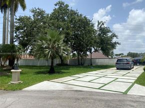 13255 SW 106th Ave, Miami FL 33176