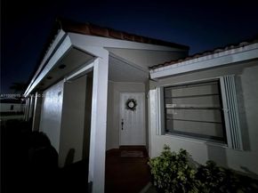 17268 NW 60th Ct, Hialeah FL 33015
