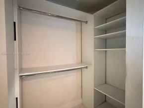 17268 NW 60th Ct, Hialeah FL 33015