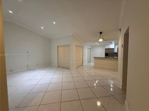 17268 NW 60th Ct, Hialeah FL 33015
