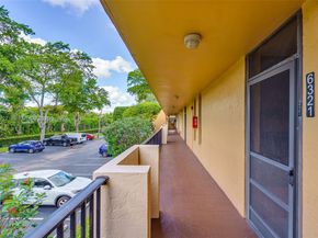 6321 Coral Lake Dr 209, Margate FL 33063