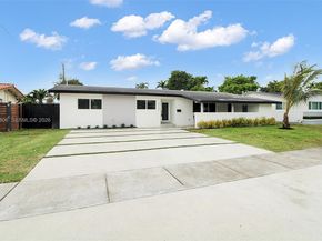 4940 SW 87th Ct, Miami FL 33165