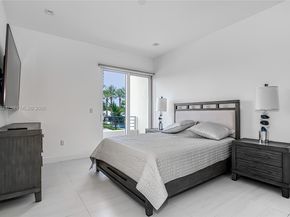 Undisclosed Address #A12032921, Hollywood FL 33019