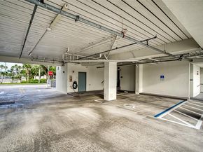 Undisclosed Address #A12032921, Hollywood FL 33019