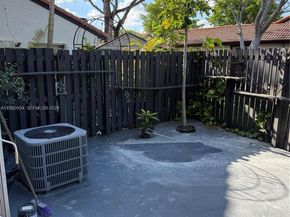 4825 SW 149th Ct 18B, Miami FL 33185