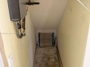 4825 SW 149th Ct 18B, Miami FL 33185