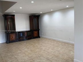 4825 SW 149th Ct 18B, Miami FL 33185