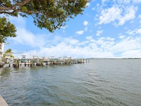 1925 Brickell Ave DPH3, Miami FL 33129