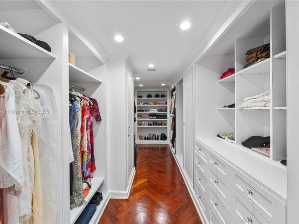 1925 Brickell Ave DPH3, Miami FL 33129