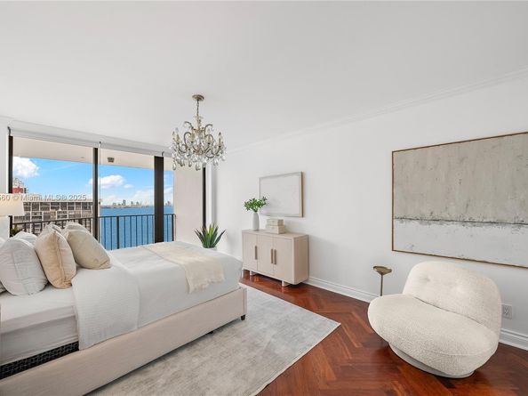 1925 Brickell Ave DPH3, Miami FL 33129