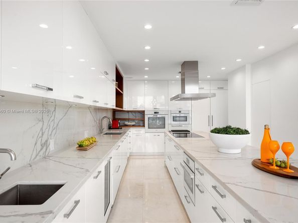 1925 Brickell Ave DPH3, Miami FL 33129