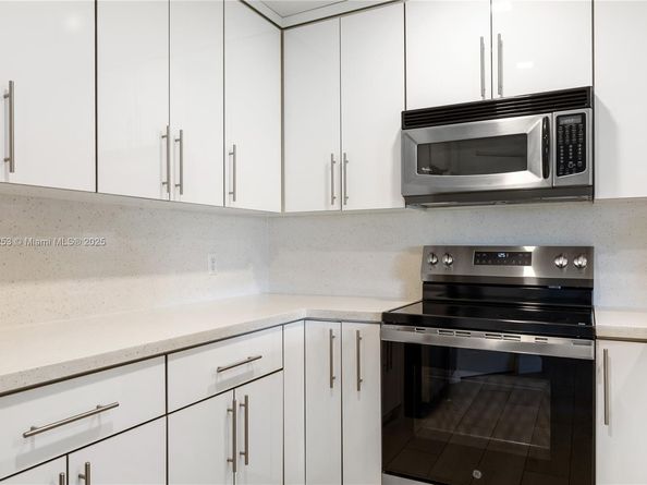 1110 SW 125th Ave 112M, Pembroke Pines FL 33027