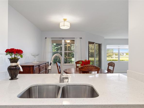1110 SW 125th Ave 112M, Pembroke Pines FL 33027
