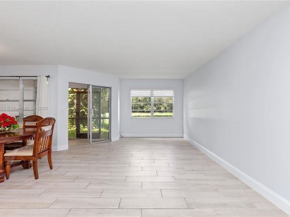 1110 SW 125th Ave 112M, Pembroke Pines FL 33027
