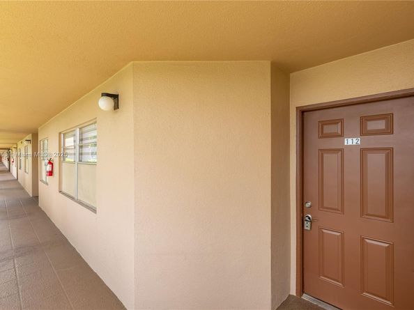 1110 SW 125th Ave 112M, Pembroke Pines FL 33027