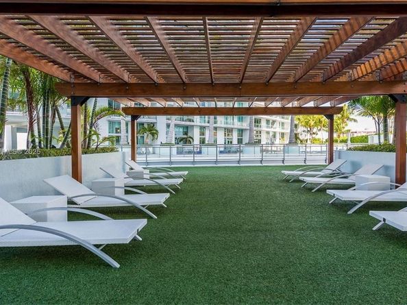 92 SW 3rd St 3608, Miami FL 33130