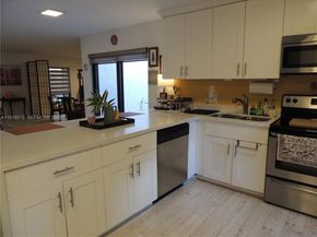 7951 Eastlake Dr C, Boca Raton FL 33433