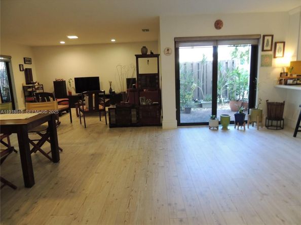 7951 Eastlake Dr C, Boca Raton FL 33433