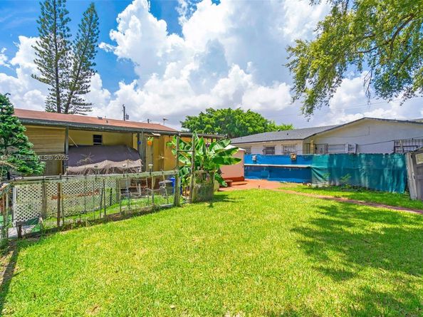 811 NW 24th Ct, Miami FL 33125