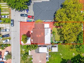 811 NW 24th Ct, Miami FL 33125