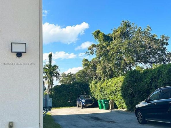 29 Oviedo Ave, Coral Gables FL 33134