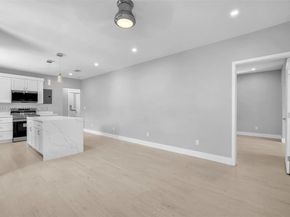 421 NW 59th St, Miami FL 33127