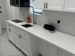 1801 NW 42nd St, Oakland Park FL 33309