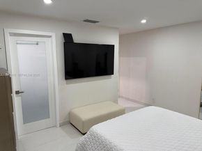 1801 NW 42nd St, Oakland Park FL 33309