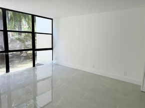 16909 N Bay Rd 116, Sunny Isles Beach FL 33160