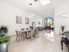 3745 NE 214th St 37, Aventura FL 33180