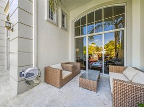 3745 NE 214th St 37, Aventura FL 33180