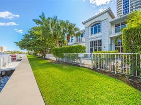 3745 NE 214th St 37, Aventura FL 33180