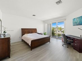 3745 NE 214th St 37, Aventura FL 33180