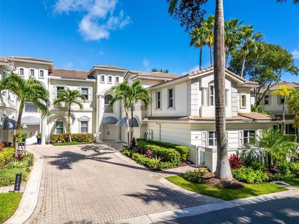 3745 NE 214th St 37, Aventura FL 33180