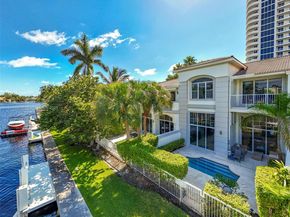 3745 NE 214th St 37, Aventura FL 33180