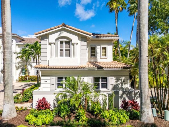 3745 NE 214th St 37, Aventura FL 33180