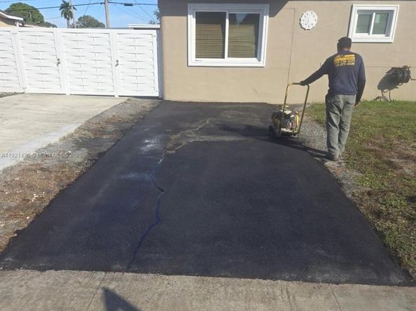 3745 NW 171st Ter, Miami Gardens FL 33055