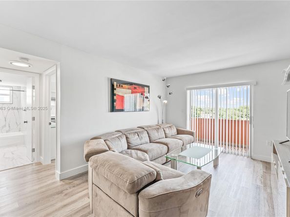 2401 SW 10th St 401, Miami FL 33135