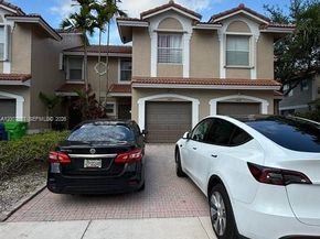 5424 NW 90th Ave, Sunrise FL 33351